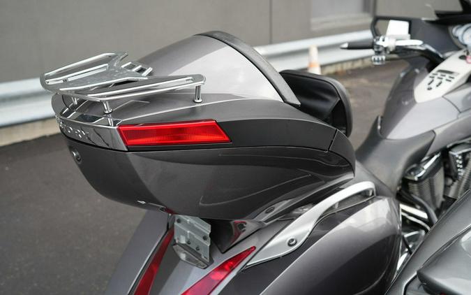 2008 Victory Motorcycles Vision Tour w/ Side Car