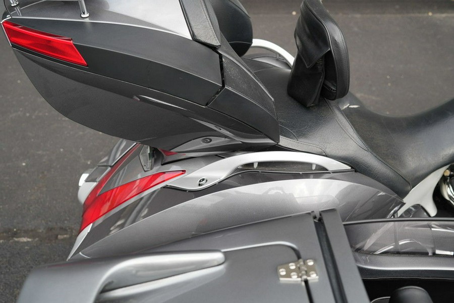 2008 Victory Motorcycles Vision Tour w/ Side Car