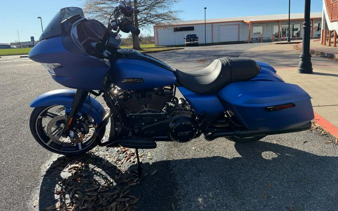 2026 Harley-Davidson® Road Glide® Aurora Blue Denim - Black