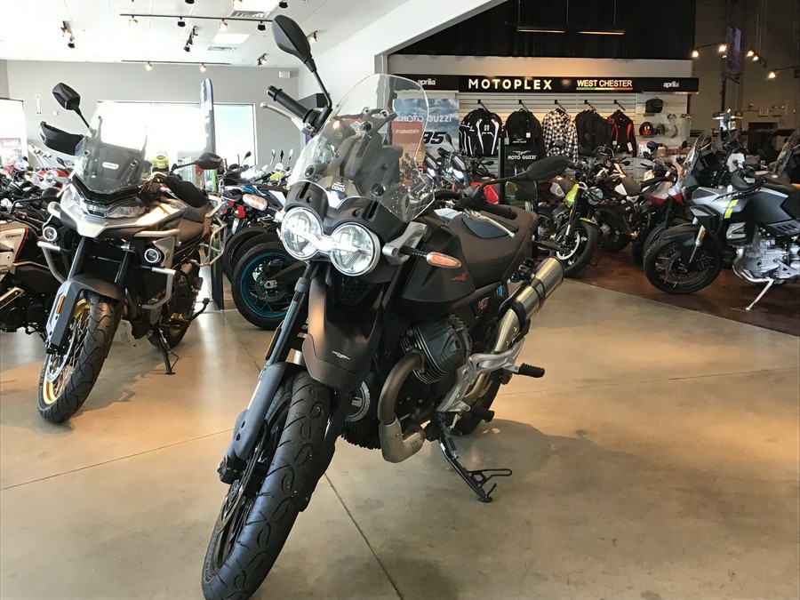 2025 Moto Guzzi V85 Strada