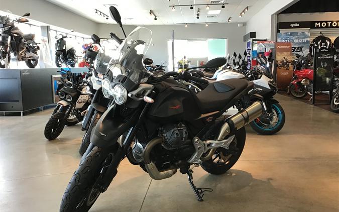 2025 Moto Guzzi V85 Strada