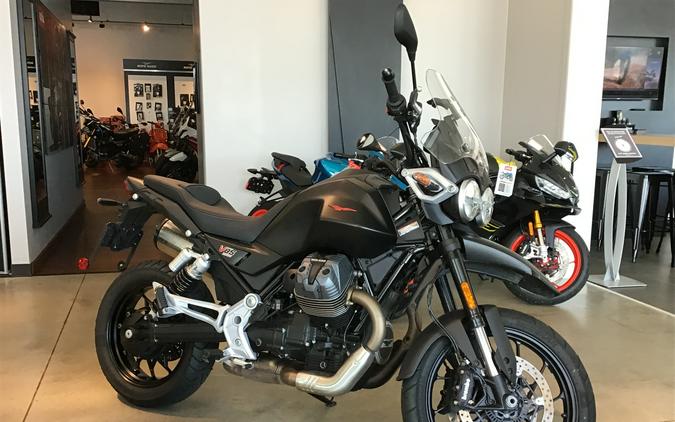 2025 Moto Guzzi V85 Strada