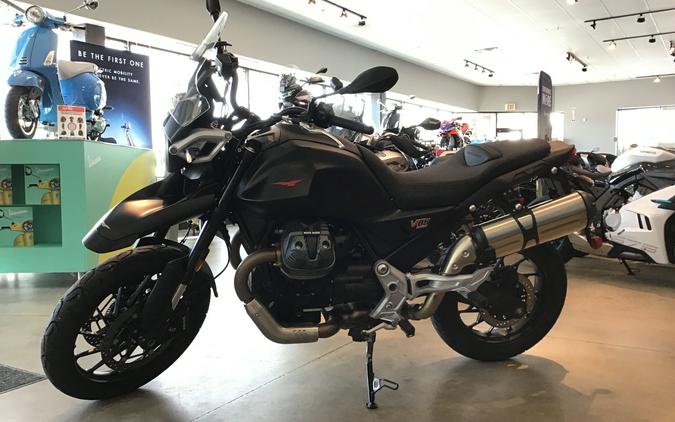 2025 Moto Guzzi V85 Strada