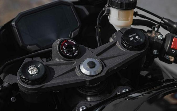 2026 Kawasaki Ninja® ZX™-6R ABS