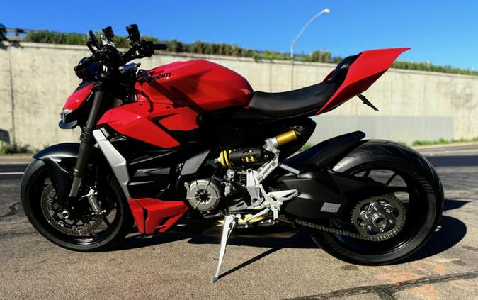2025 Ducati Streetfighter V2