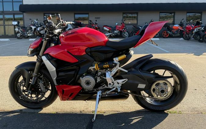 2025 Ducati Streetfighter V2