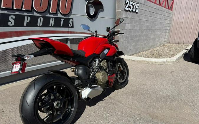 2024 Ducati Streetfighter V4 Red