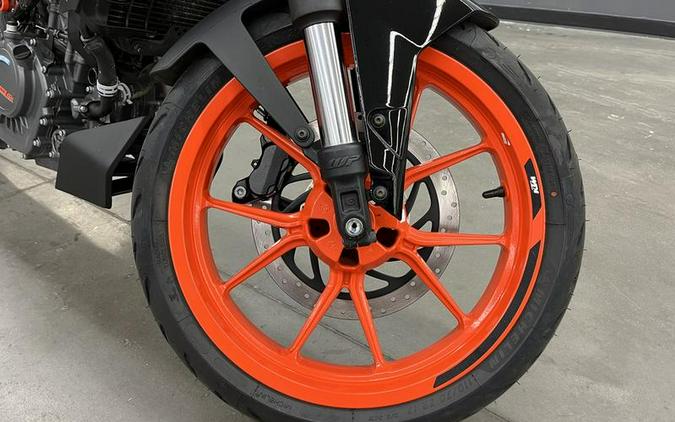 2022 KTM DUKE 200