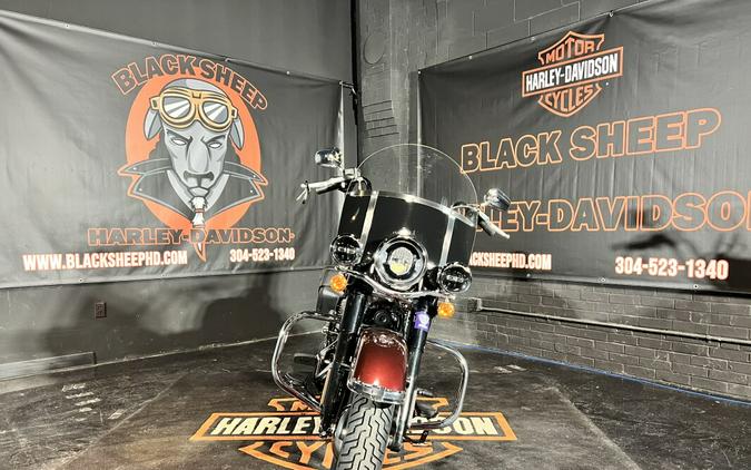 2018 Harley-Davidson® FLHCS Heritage Classic 114