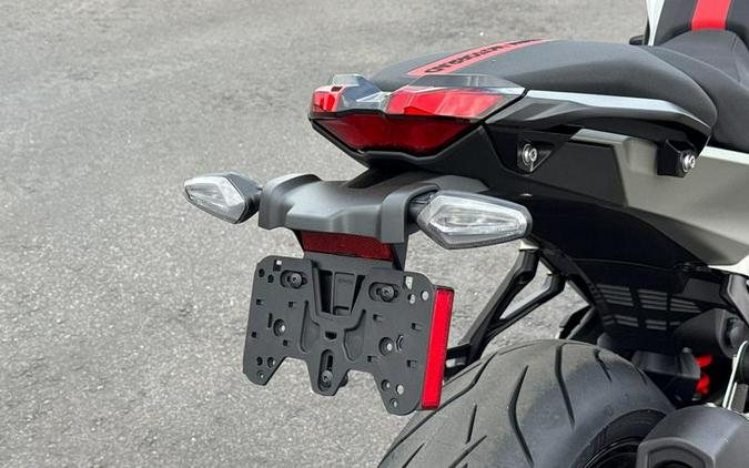 2026 BMW R 1300 R