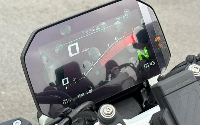 2026 BMW R 1300 R