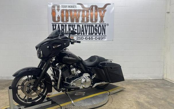 2016 Harley-Davidson FLHX - Street Glide