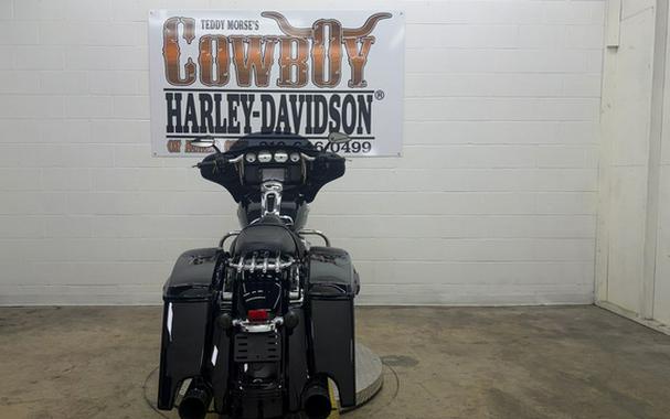 2016 Harley-Davidson FLHX - Street Glide