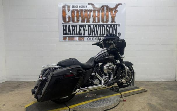 2016 Harley-Davidson FLHX - Street Glide