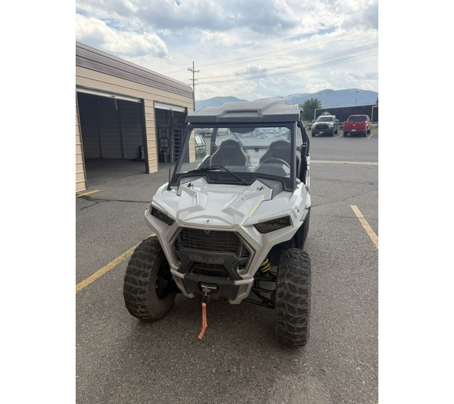 2022 Polaris® RZR Trail Ultimate