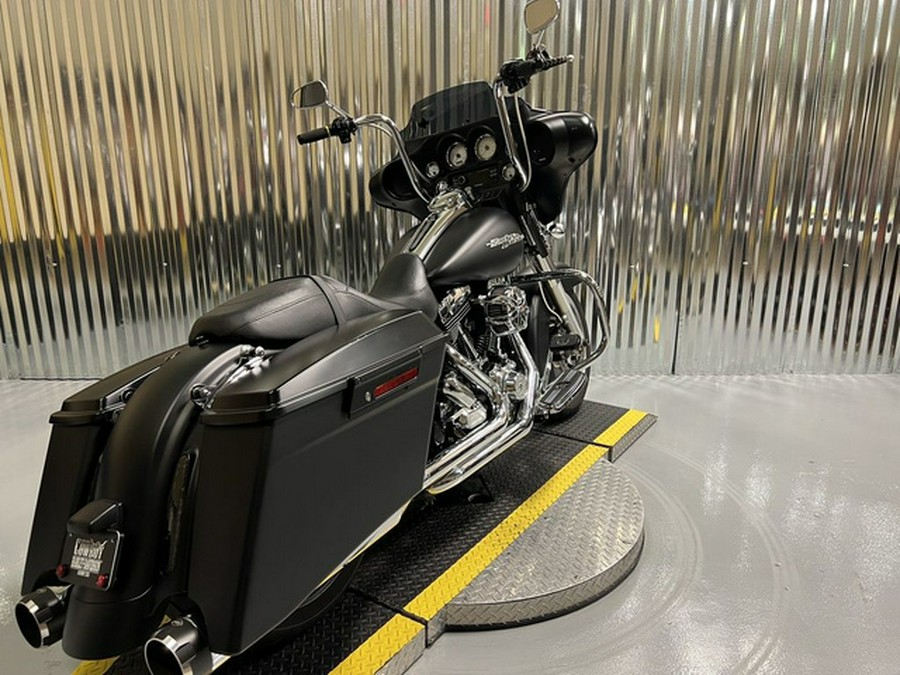 2011 Harley-Davidson FLHX - Street Glide