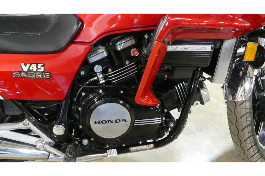 1982 VF 750S SABRE V45 - Honda