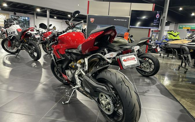 2024 DUCATI STREETFIGHTER V2