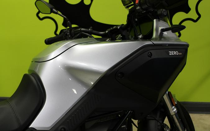 2024 Zero™ Motorcycles DSRZF15.6+