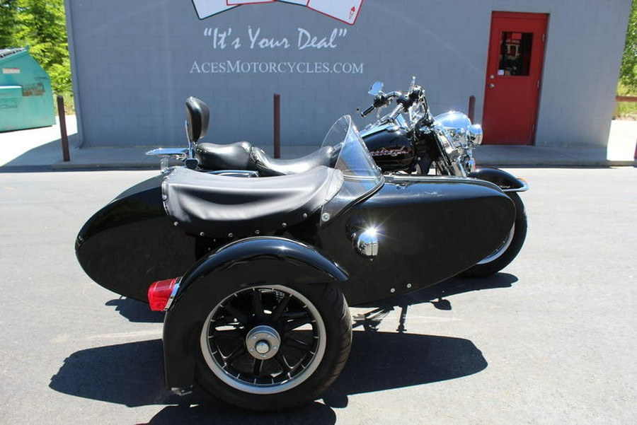 2002 Harley-Davidson® FLHRI SIDECAR