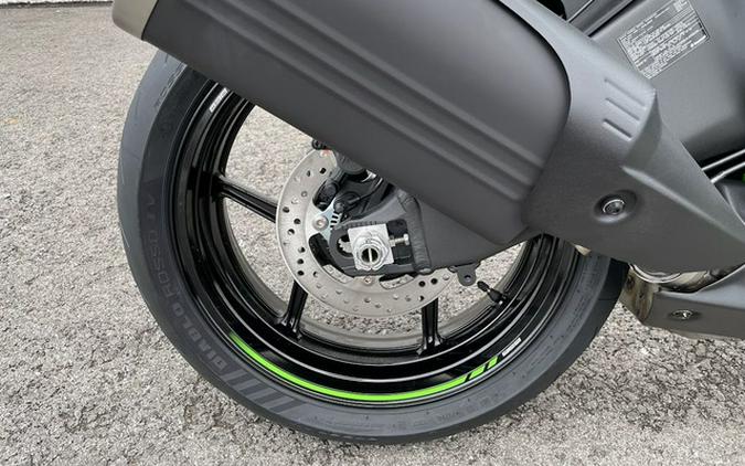 2024 Kawasaki Ninja ZX-6R KRT Edition