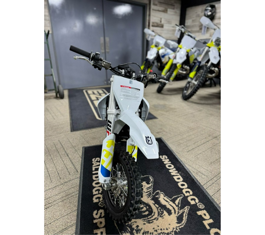 2024 Husqvarna EE 3