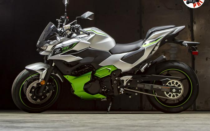 2024 Kawasaki Z7 Hybrid ABS