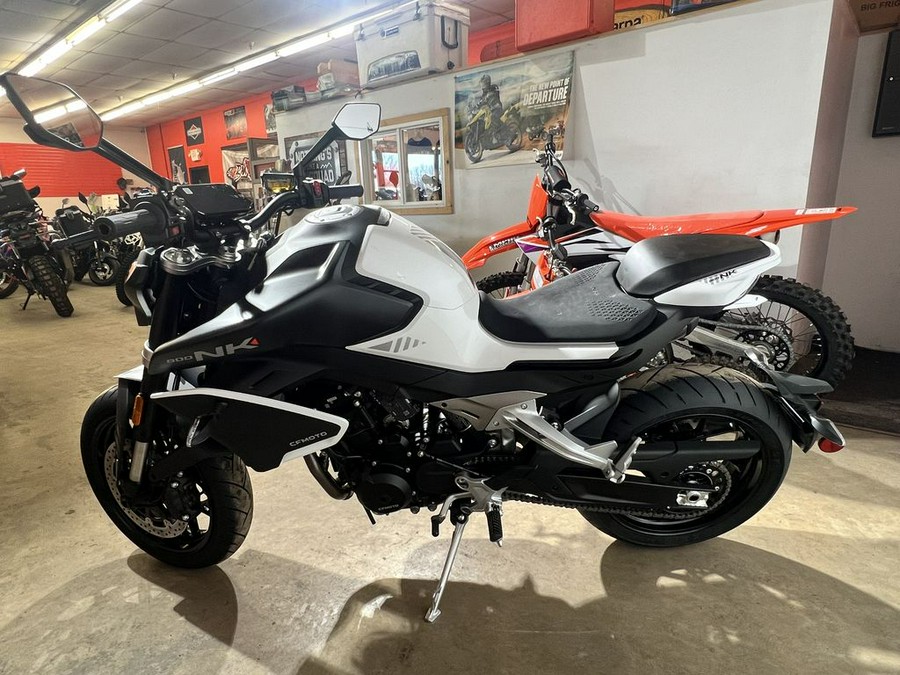 2024 CFMOTO NK 800