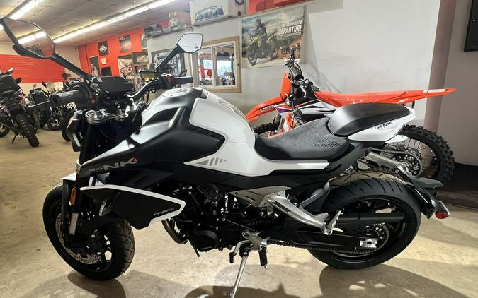 2024 CFMOTO NK 800