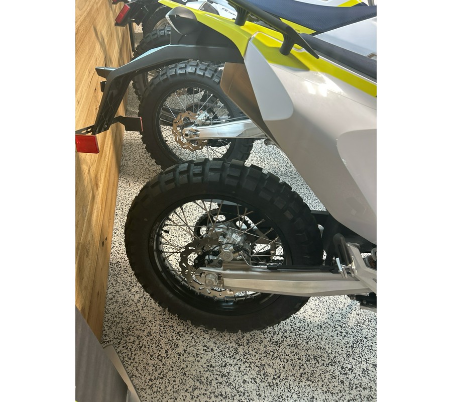 2024 Husqvarna Enduro 701