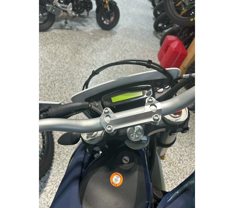 2024 Husqvarna Enduro 701