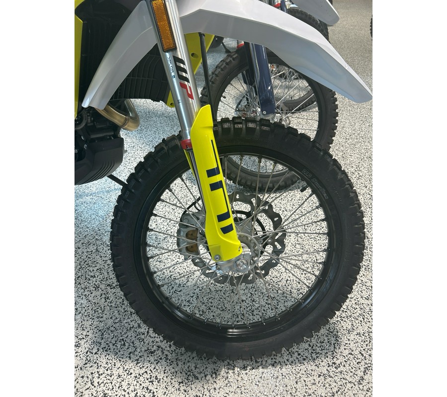 2024 Husqvarna Enduro 701