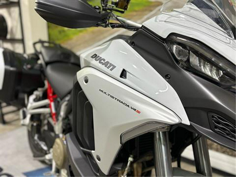 2024 Ducati Multistrada V4 S Travel & Radar Spoked Wheels