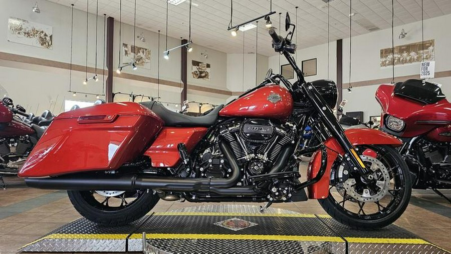 2025 Harley-Davidson® FLHRXS - Road King® Special