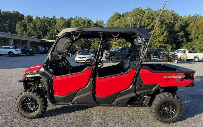 2023 Honda® Pioneer 1000-6 Deluxe Crew