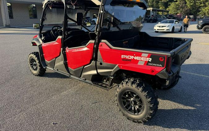 2023 Honda® Pioneer 1000-6 Deluxe Crew