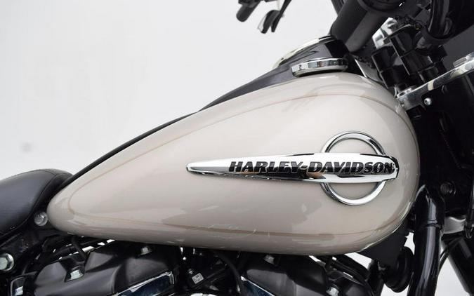 2018 Harley-Davidson® FLHC - Softail® Heritage Classic