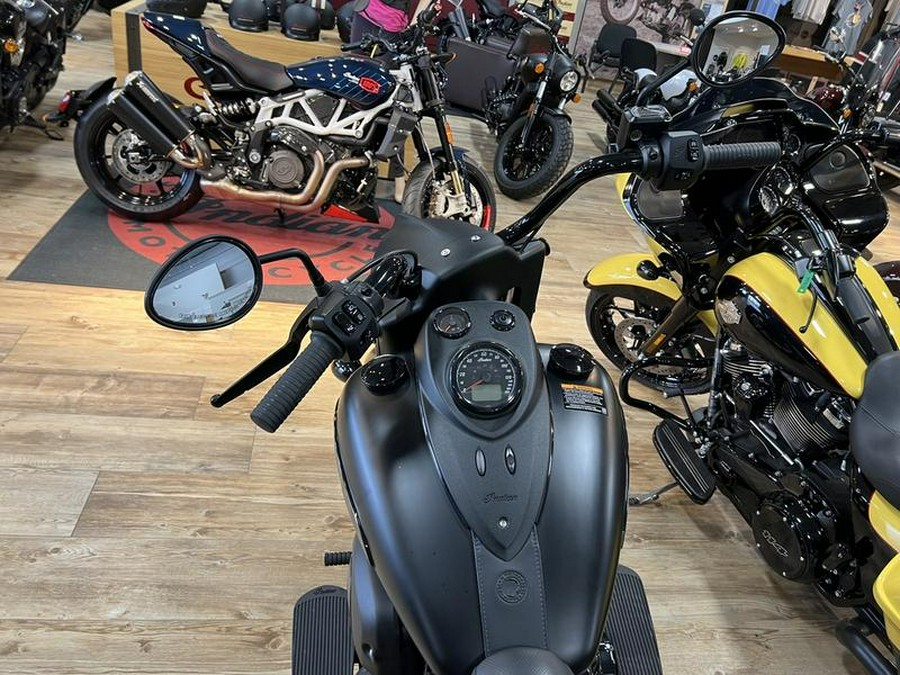 2020 Indian Motorcycle® Springfield® Dark Horse® Thunder Black