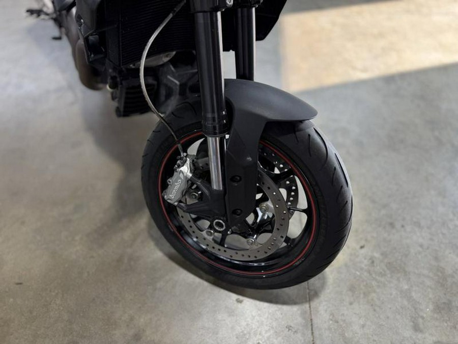 2022 Indian Motorcycle® FTR Black Smoke