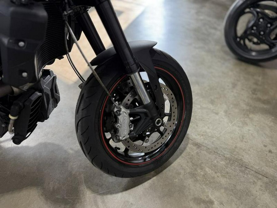 2022 Indian Motorcycle® FTR Black Smoke