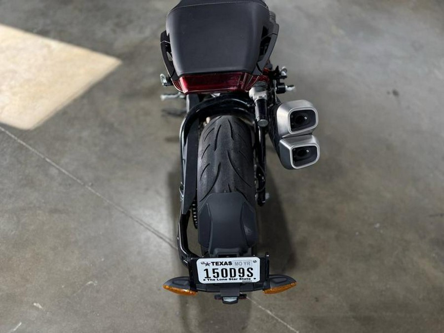2022 Indian Motorcycle® FTR Black Smoke