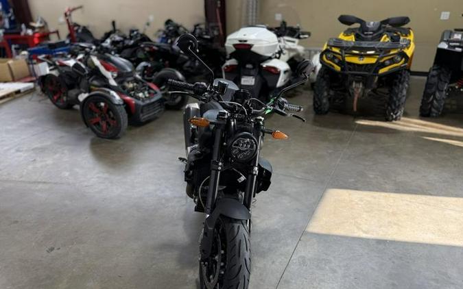 2022 Indian Motorcycle® FTR Black Smoke