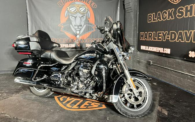 2015 Harley-Davidson® FLHTCU Electra Glide® Ultra Classic™