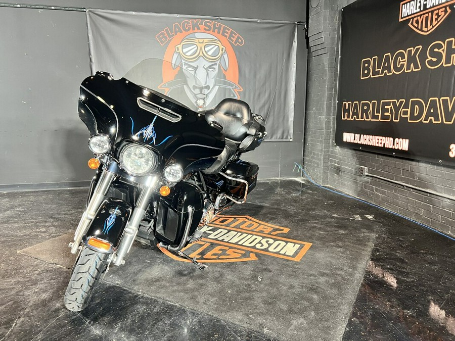 2015 Harley-Davidson® FLHTCU Electra Glide® Ultra Classic™