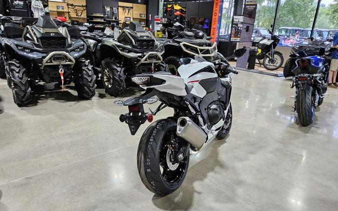 2027 Honda® CBR1000RR
