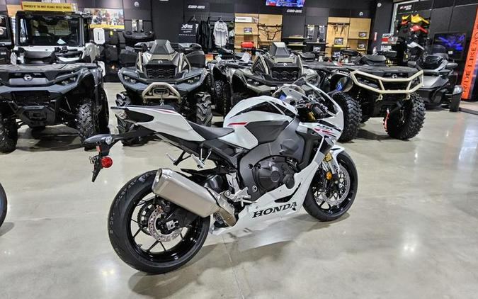 2027 Honda® CBR1000RR