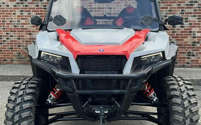 2025 Polaris® General XP 4 1000 Sport