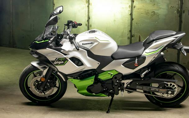 2024 Kawasaki Ninja® 7 Hybrid ABS