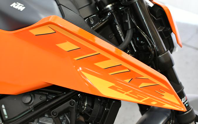 2024 KTM Duke 250