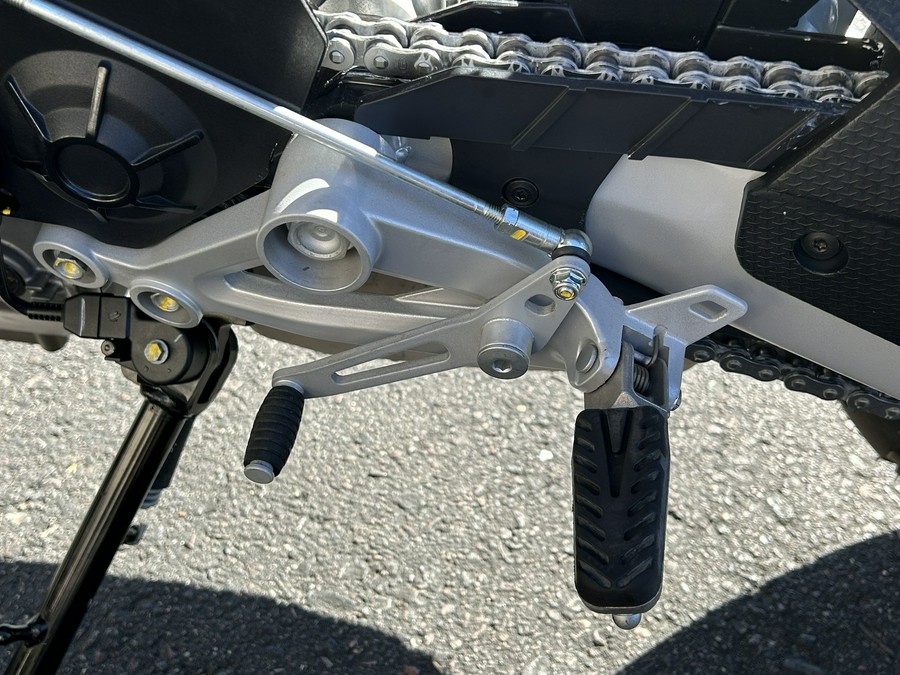 2026 Aprilia Tuono 457